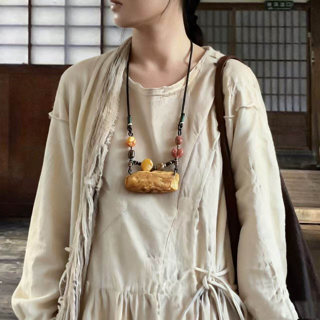 天然波罗的海琥珀蜜蜡毛衣链大原皮原矿花蜡原石项链原创设计