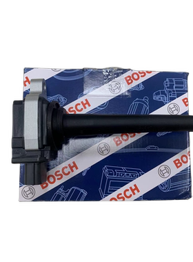 适用于颐达骐达逍客骊威天籁轩逸 点火线圈高压包22448-CJ00A博世