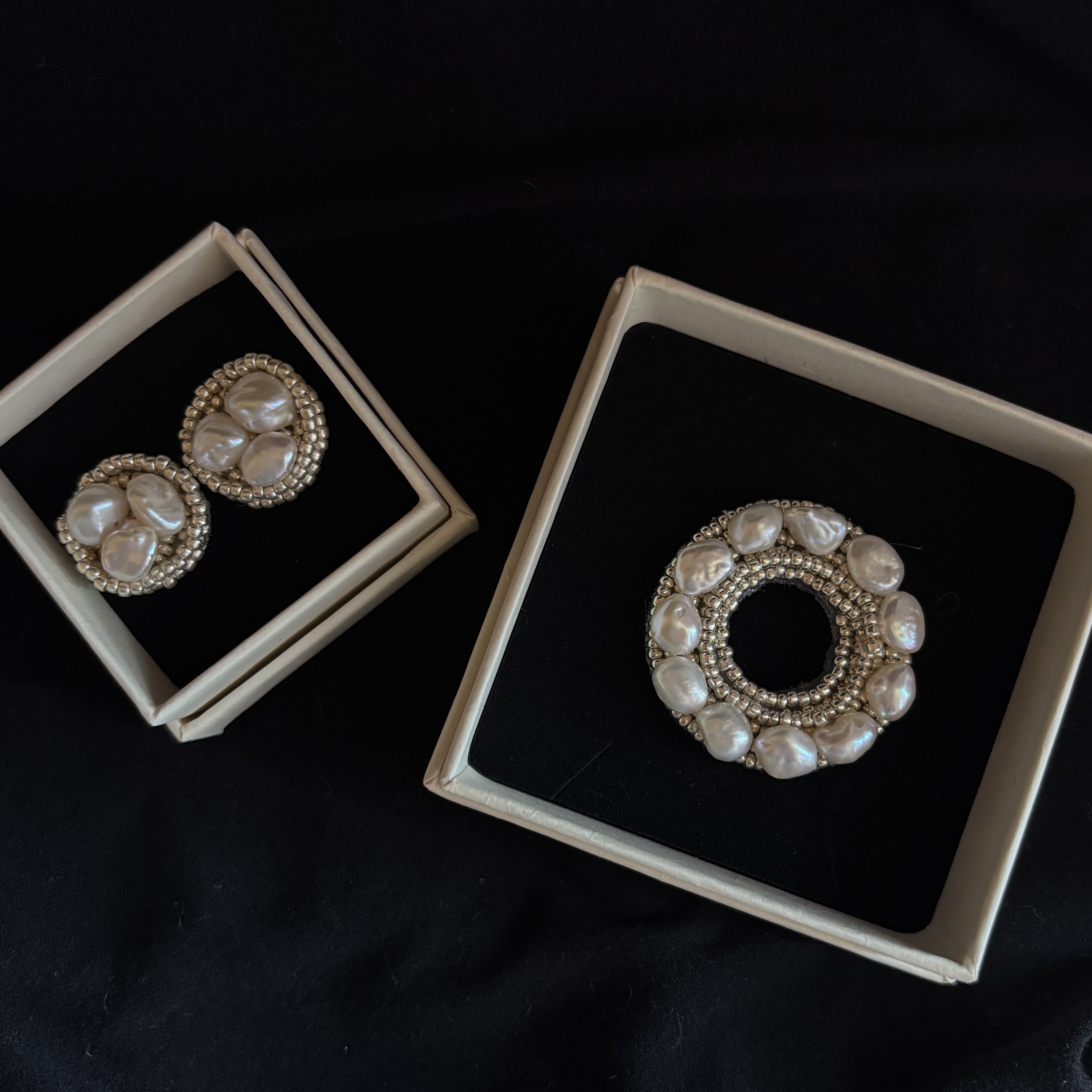 日系串珠淡水巴洛克珍珠小众设计感清冷气质耳钉耳夹胸针礼物