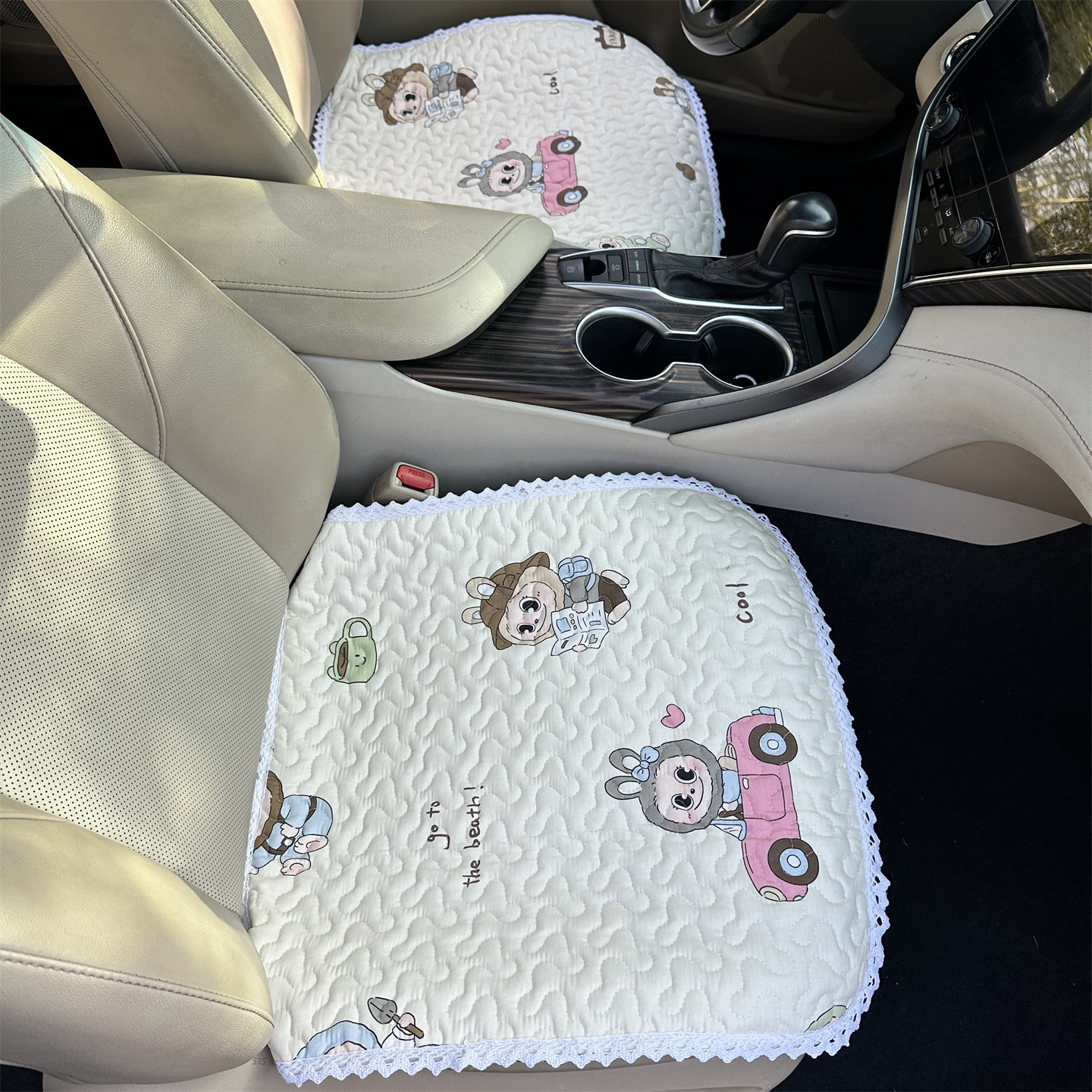 汽车坐垫卡通可爱棉质汽车座垫三件套四季通用透气座椅垫子不掉色