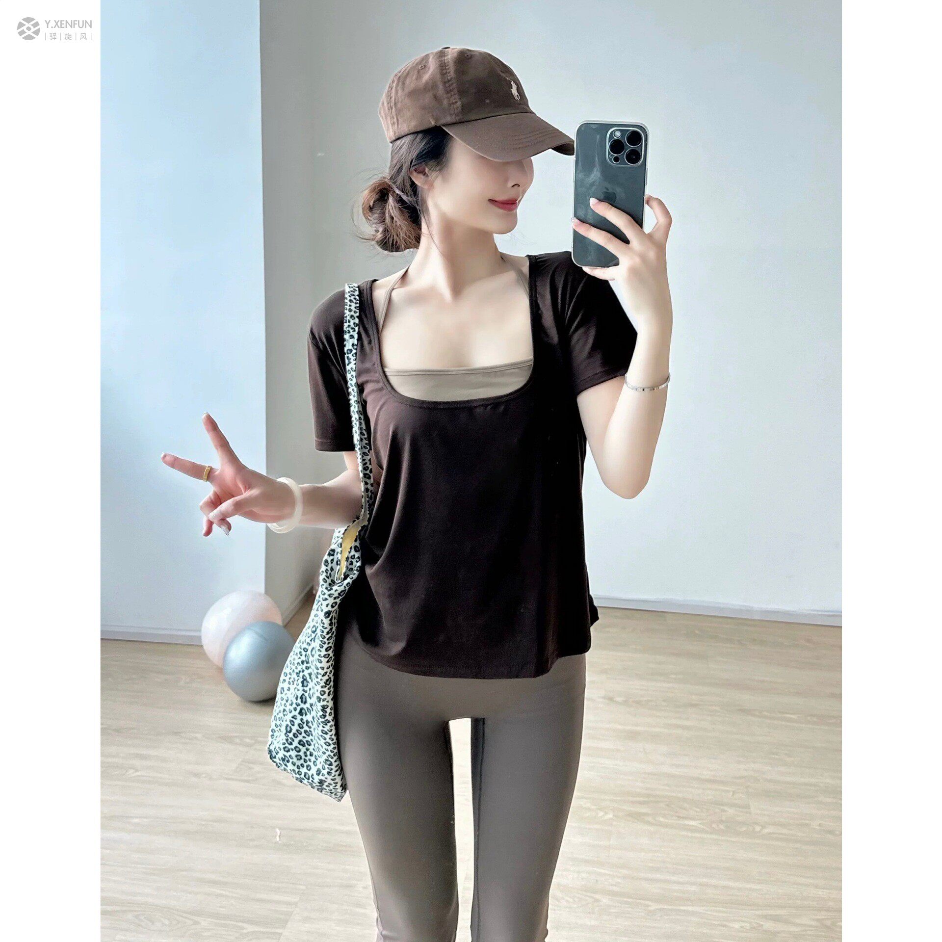 透气舒适瑜伽罩衫女短袖宽松休闲运动背心高级感普拉提训练服夏委