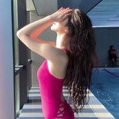 泳衣女新款 玫粉色性感辣妹露背三角连体小胸显瘦遮肚温泉度假泳装