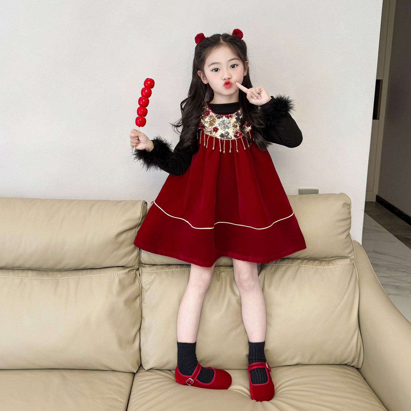 女童新中式亮片丝绒背心裙加绒连衣裙2025冬季新款女孩国风新年裙,童装/婴儿装/亲子装,连衣裙,淘宝优惠券,粉丝福利购,淘宝优惠卷