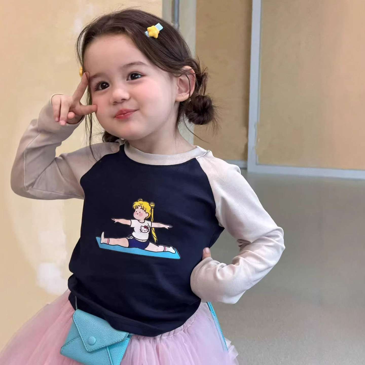 女鹅穿搭童装2026春款女童小童韩版可爱印花拼色修身长袖T恤宝宝