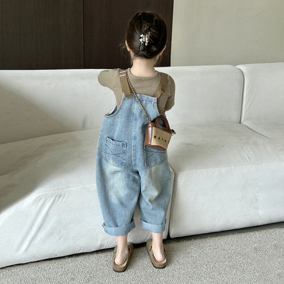 打底衫复古牛仔背带裤洋气百搭潮