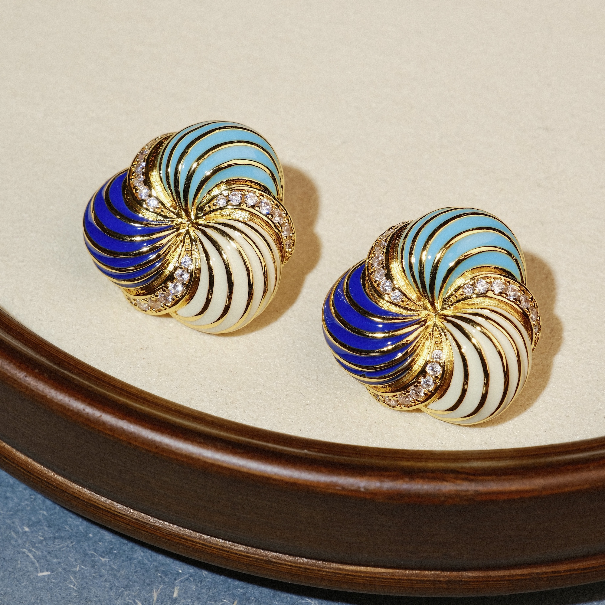 芙洛花什手绘彩釉耳饰蓝色调