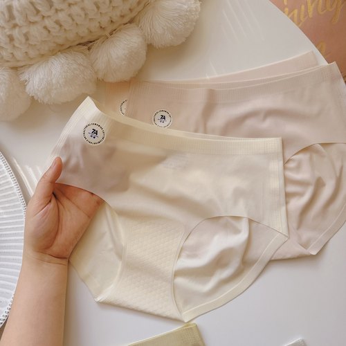 松弛感~春夏超薄速干无痕加长裆蜜桃臀飘飞7A抑菌冰丝凉感内裤女