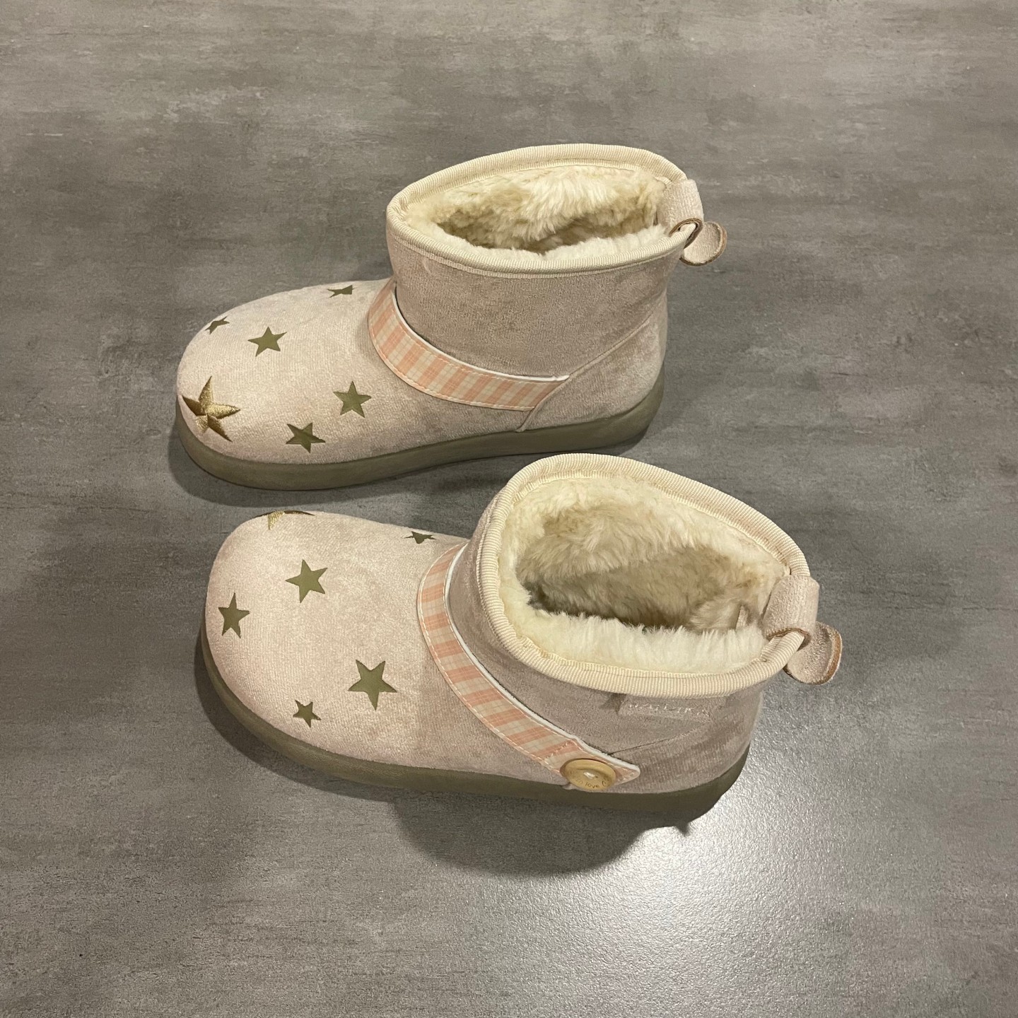 七七主人家 甜妹星星雪地靴女冬季加绒加厚日常通勤大棉鞋女保暖