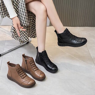 冰洁女鞋2024冬季新款马丁靴真皮平跟圆头软底加绒妈妈棉靴65018