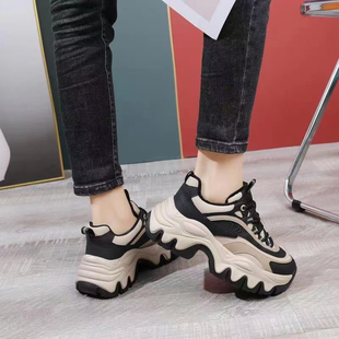 冰洁女鞋2024冬季新款运动鞋真皮平跟厚底松糕鞋加绒休闲鞋22206