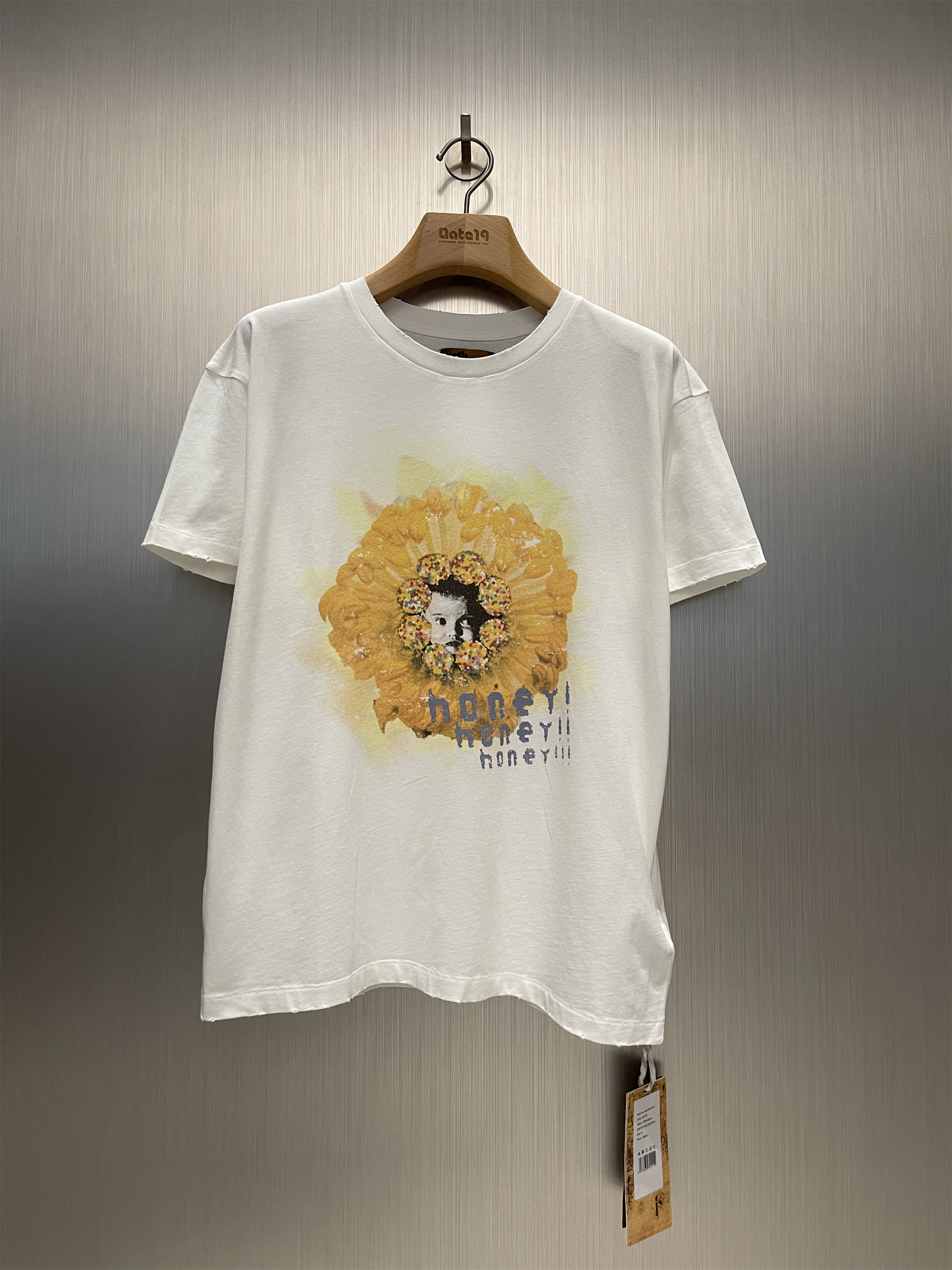 实体现货 Birth Of Royal Child Borc 蜜蜂人物字母印花短袖T恤