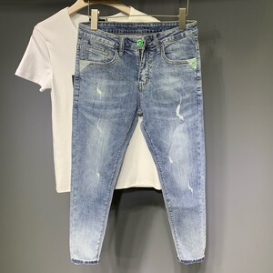 潮牌男士牛仔裤修身小脚裤韩版潮流破洞浅蓝色百搭休闲夏季九分裤