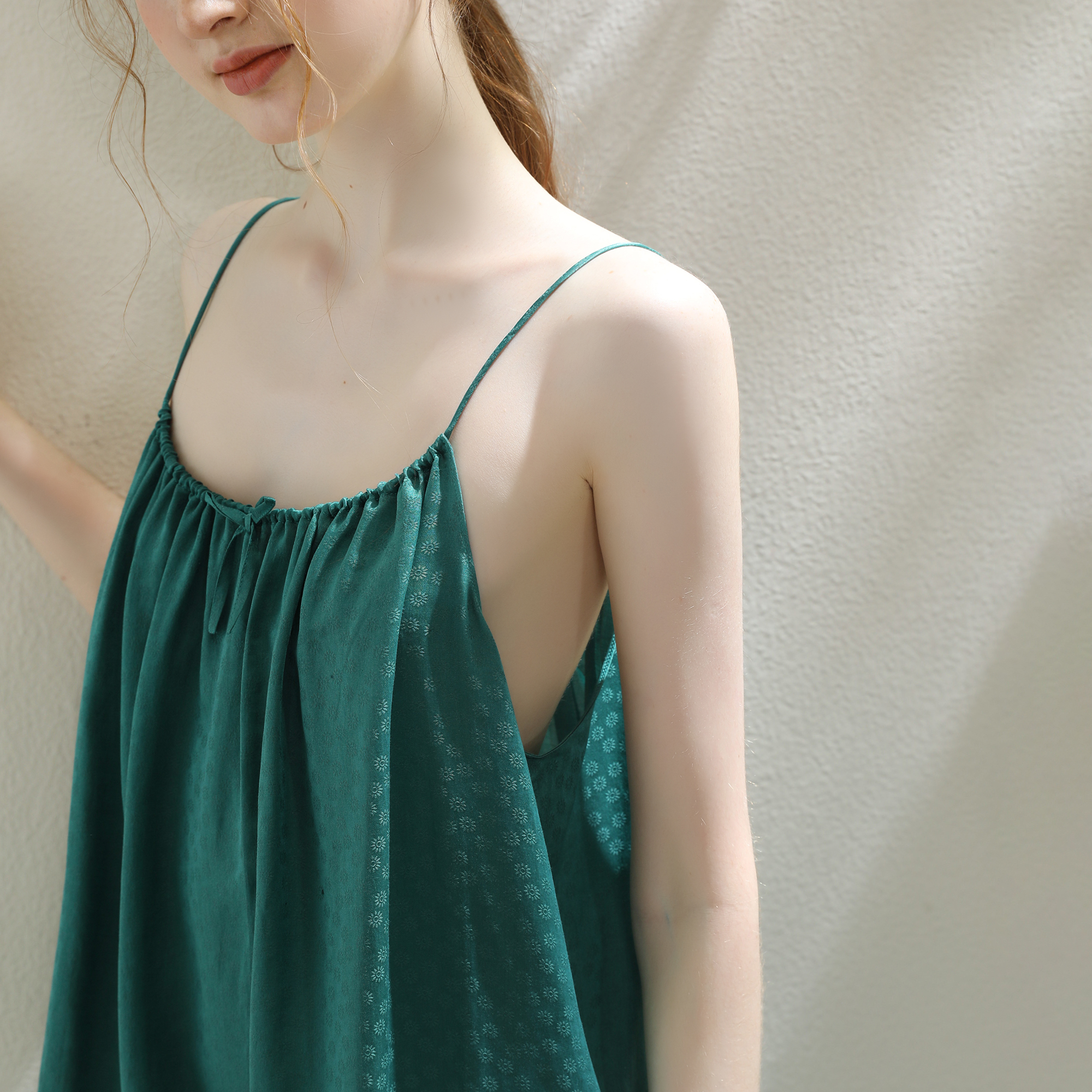 丝棉提花质感吊带睡裙女夏季2023新款睡衣