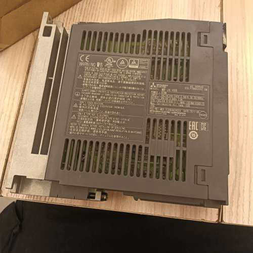 MR-J4-40B   无 缺少端子 完议价