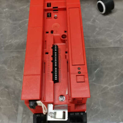 SEW变频器  MC07B0075-5A3-4-00，，议价