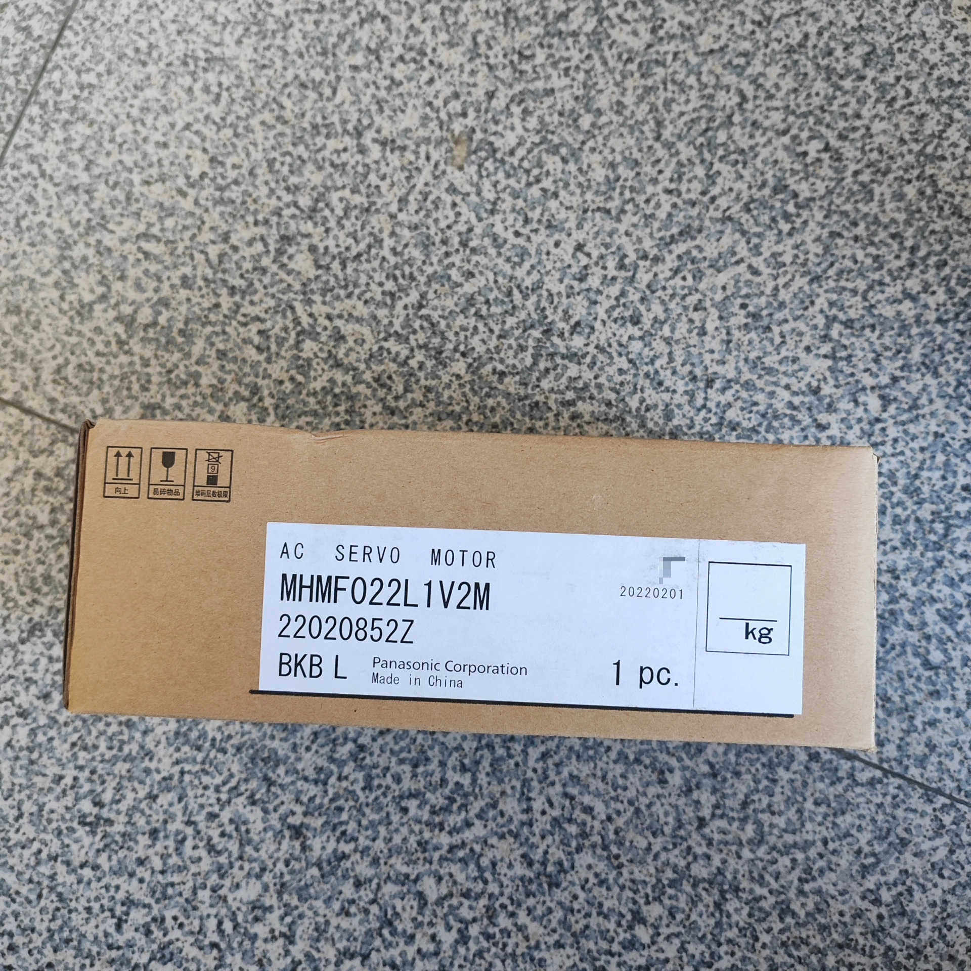 汇川电机MHMF022L1V2M  ，，议价