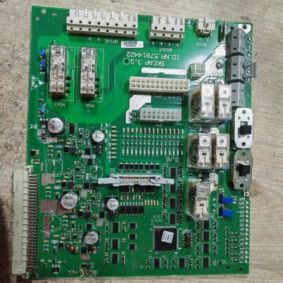 SR4M4024继电器两个 KOZ-RBS-2652有5个。(议价)
