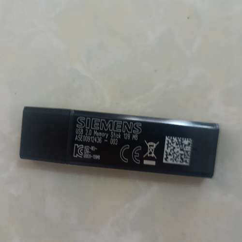 A5E00912436-003 USB 2.0 Memory议价