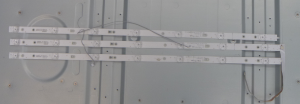 适用风行N40灯条LED39D07A-ZC23AG-02电视灯条30339007037液晶