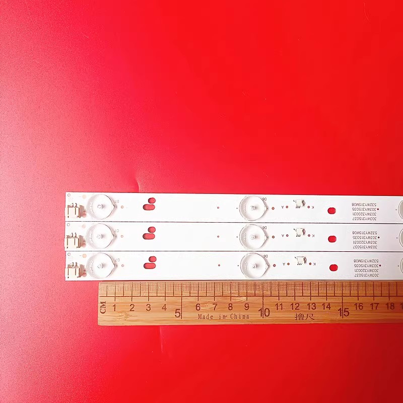 LE32D51灯条OY32D07-ZC14F-06