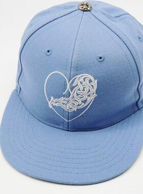 蓝色爱心藤曼棒球帽