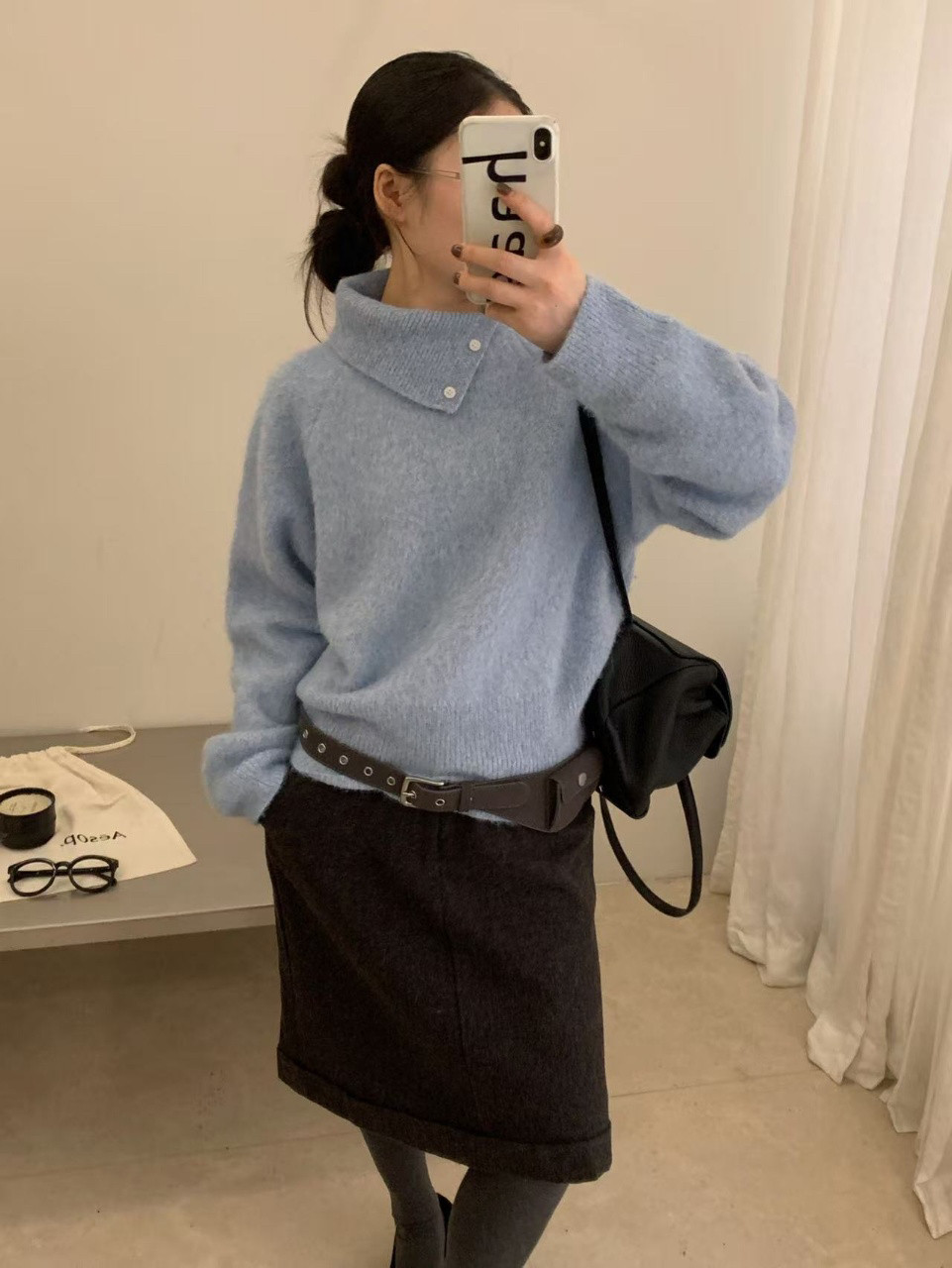 韩系甜美风斜领纽扣套头毛衣女
