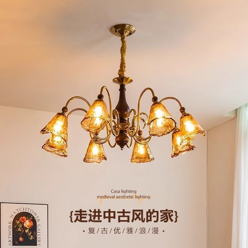 法式中古客厅吊灯新款复古实木主卧室餐厅玻璃灯中山灯具美拉德系