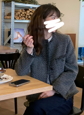 大吹女/初春 悠闲的法式小香复古灰色帅气羊毛粗呢短外套夹克