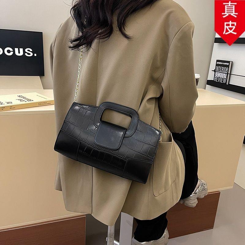 小包休闲网红小方斜挎包百搭纹理时尚链条质感包女潮真皮流行复古