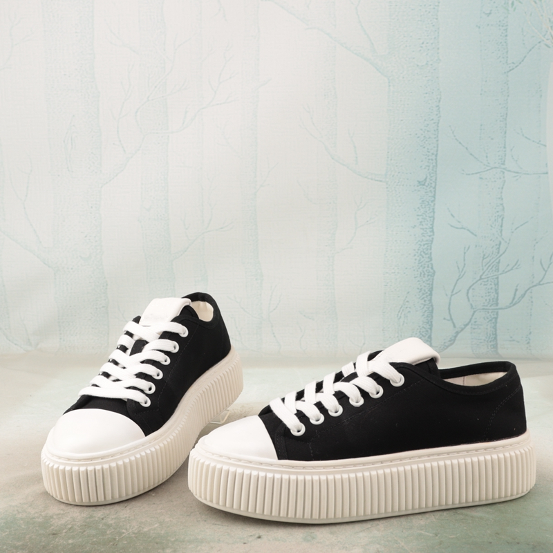 羊皮里圆头拼色布厚底板鞋松糕鞋