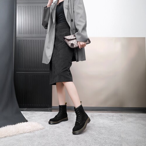 牛绒皮真皮短筒马丁靴女超值捡漏