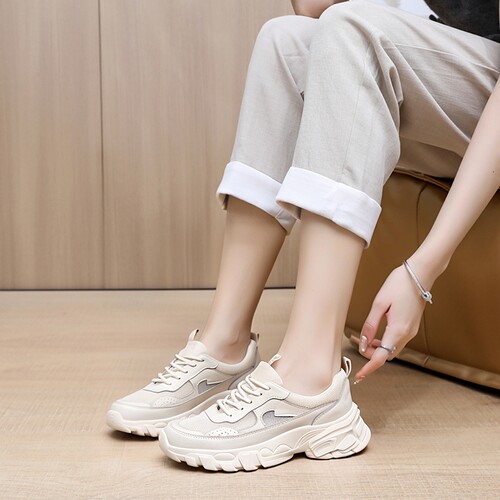 春季透气休闲舒适系带女老爹鞋