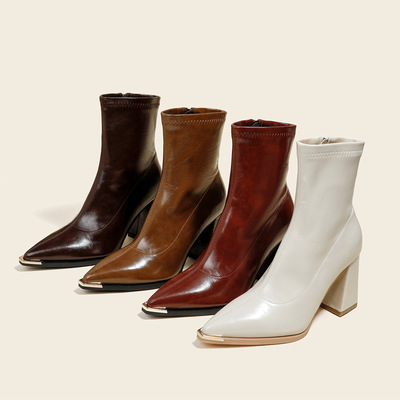 2025秋冬尖头粗跟高级感小短靴女气质名媛高跟冬鞋瘦瘦法式小踝