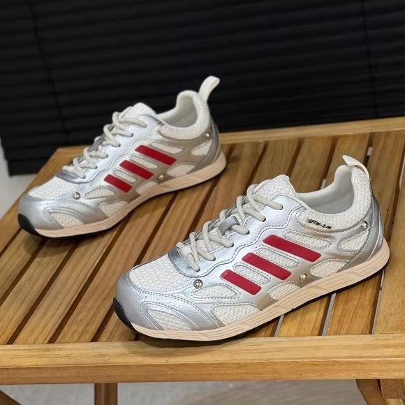 磨砂皮平底德训鞋女2026年新款网红爆款阿甘鞋时尚户外休闲运动鞋,女鞋,时尚休闲鞋,淘宝优惠券,粉丝福利购,淘宝优惠卷