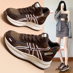 加绒保暖阿甘鞋2025秋冬新款秀气显脚小老爹鞋女休闲爆款小白鞋