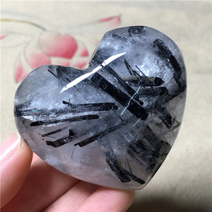 天然水晶黑发晶爱心月亮形把玩黑碧玺原石电气石原石打磨桌面摆件