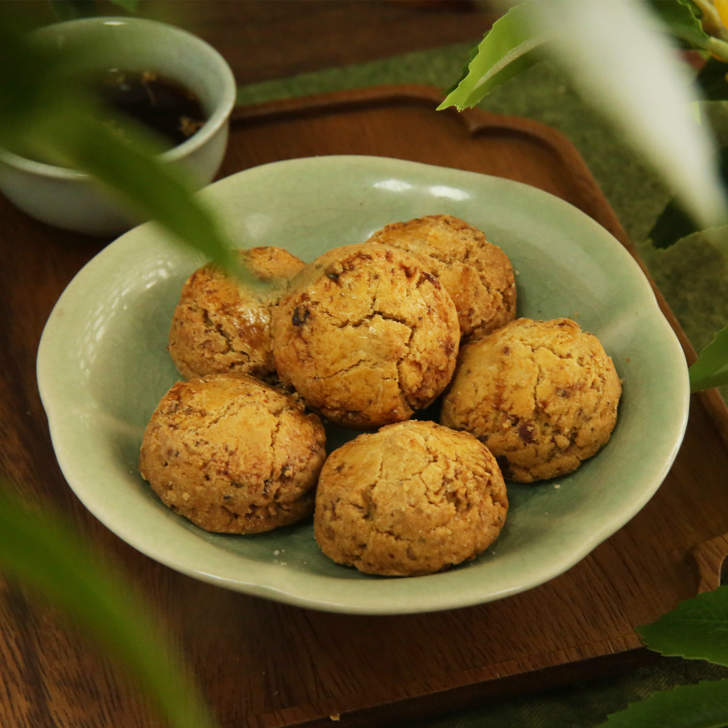 利合春杭州特产山核桃酥坚果红茶腰果酥景区同款复古装零食老式味