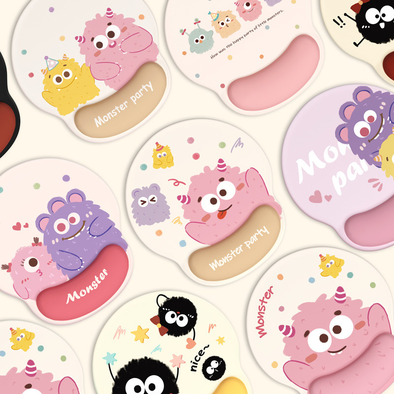 毛球怪兽护腕鼠标垫女生可爱手托