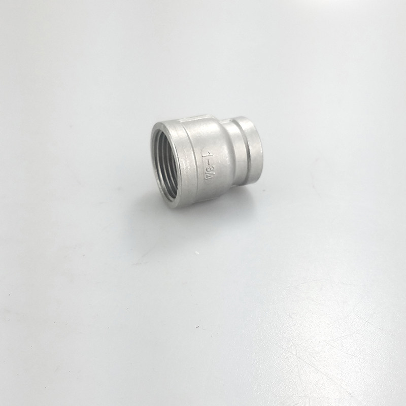 316l不锈钢内丝大小头/变径内丝管箍/异径管箍/铸造管箍/3分4分