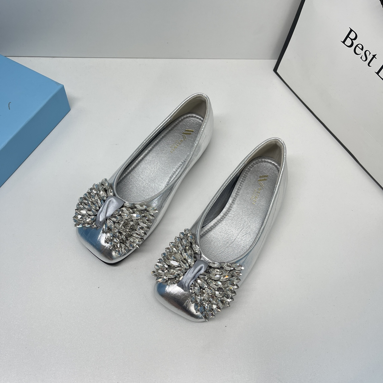 水钻蝴蝶结单鞋内增高法式豆豆鞋