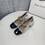 2025秋季新款链条金属设计一脚蹬玛丽珍鞋粗跟浅口银色拼接单鞋女