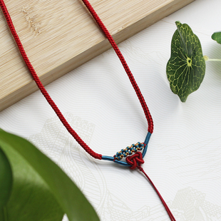 纯手工编绳编织项链绳吊坠挂绳毛衣链古红色搭配金饰朱砂复古定制