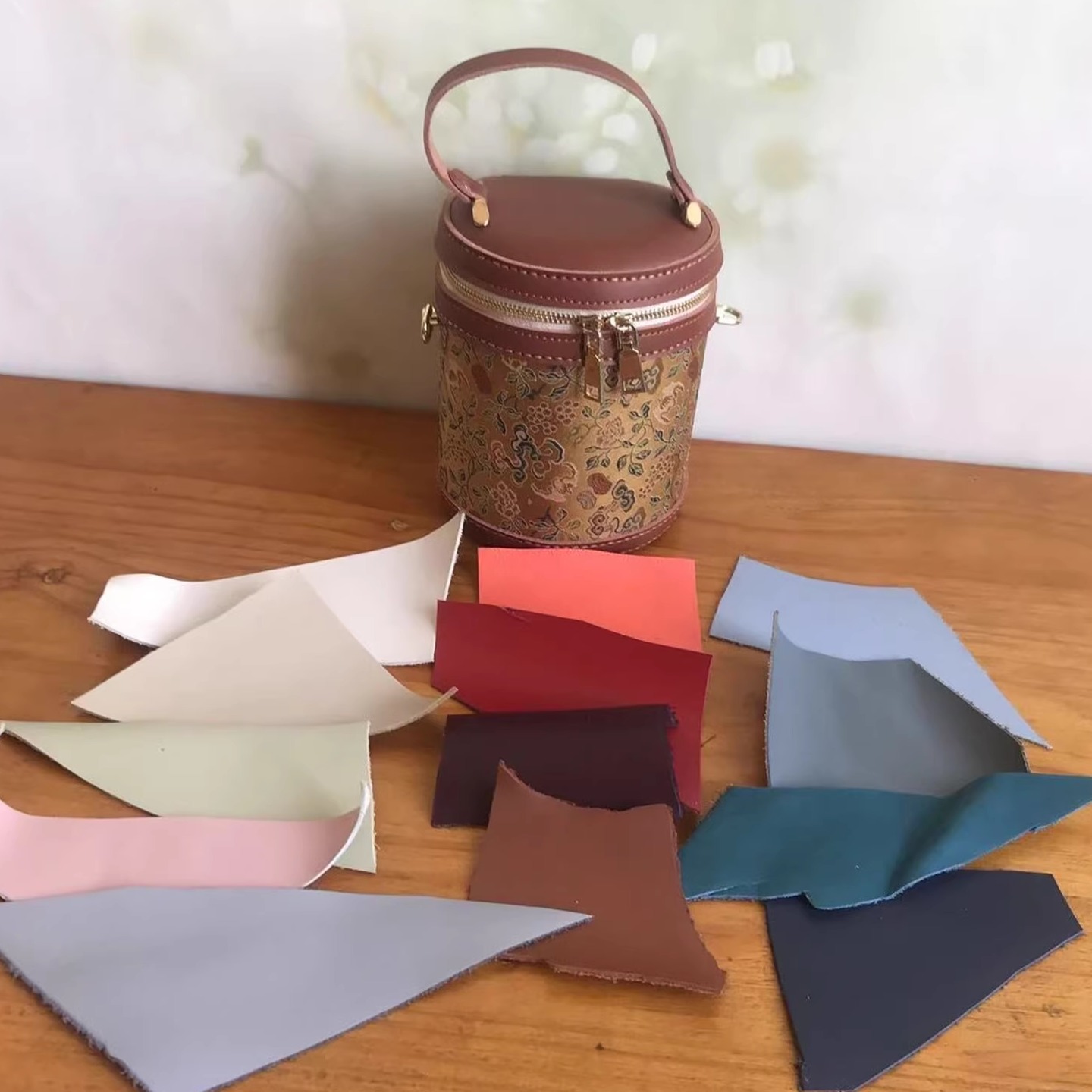 头层发财水桶包钥钥手工材料包自制diy宋锦手工皮包圆筒包新中式