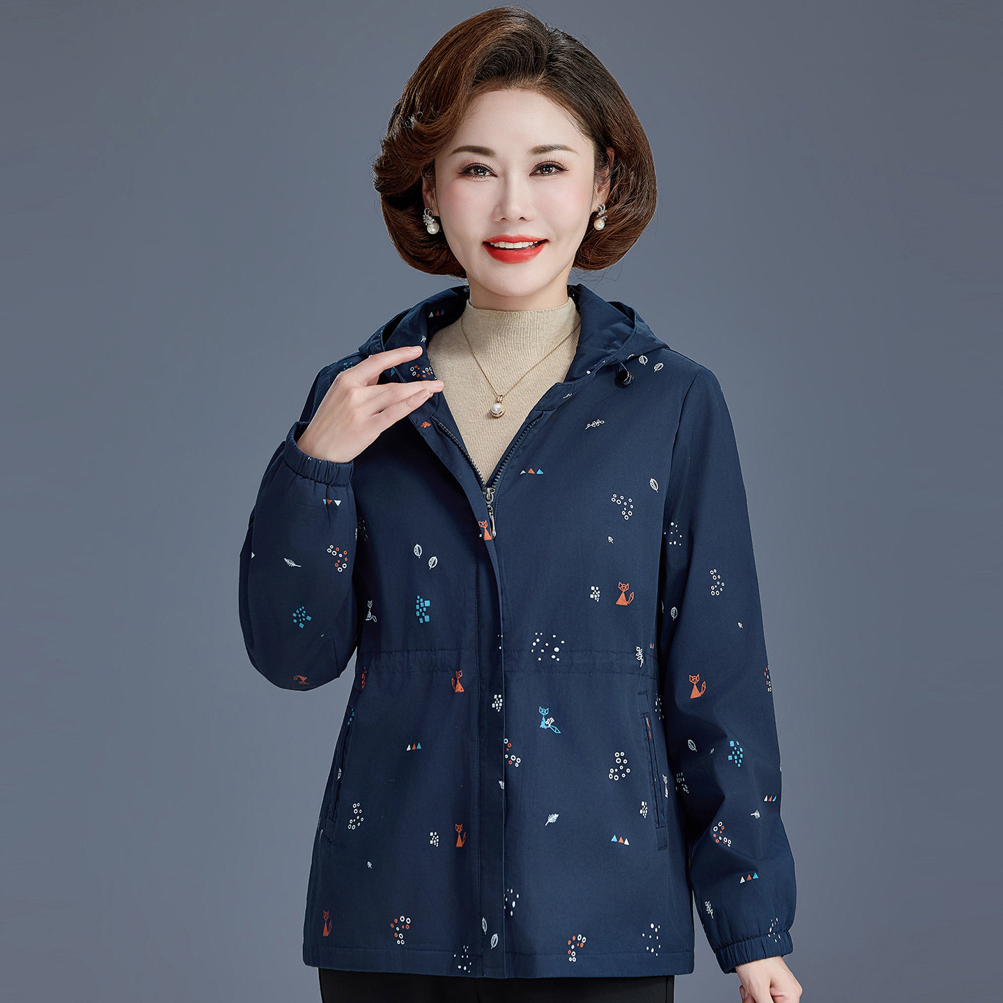 奶奶装秋冬长袖加绒风衣妈妈连帽