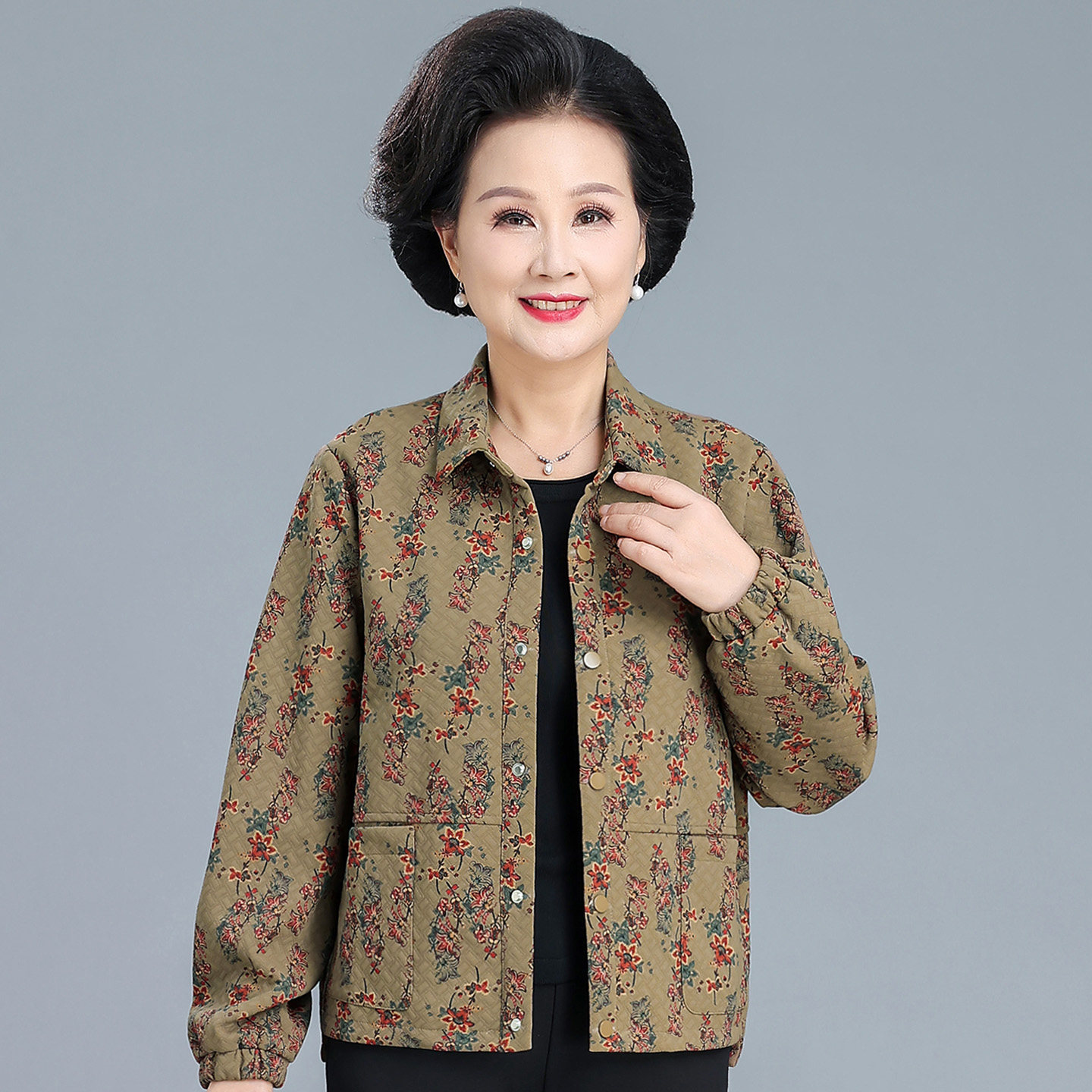 妈妈春秋外套薄款女中老年休闲夹克衫奶奶上衣宽松长袖老人衣服