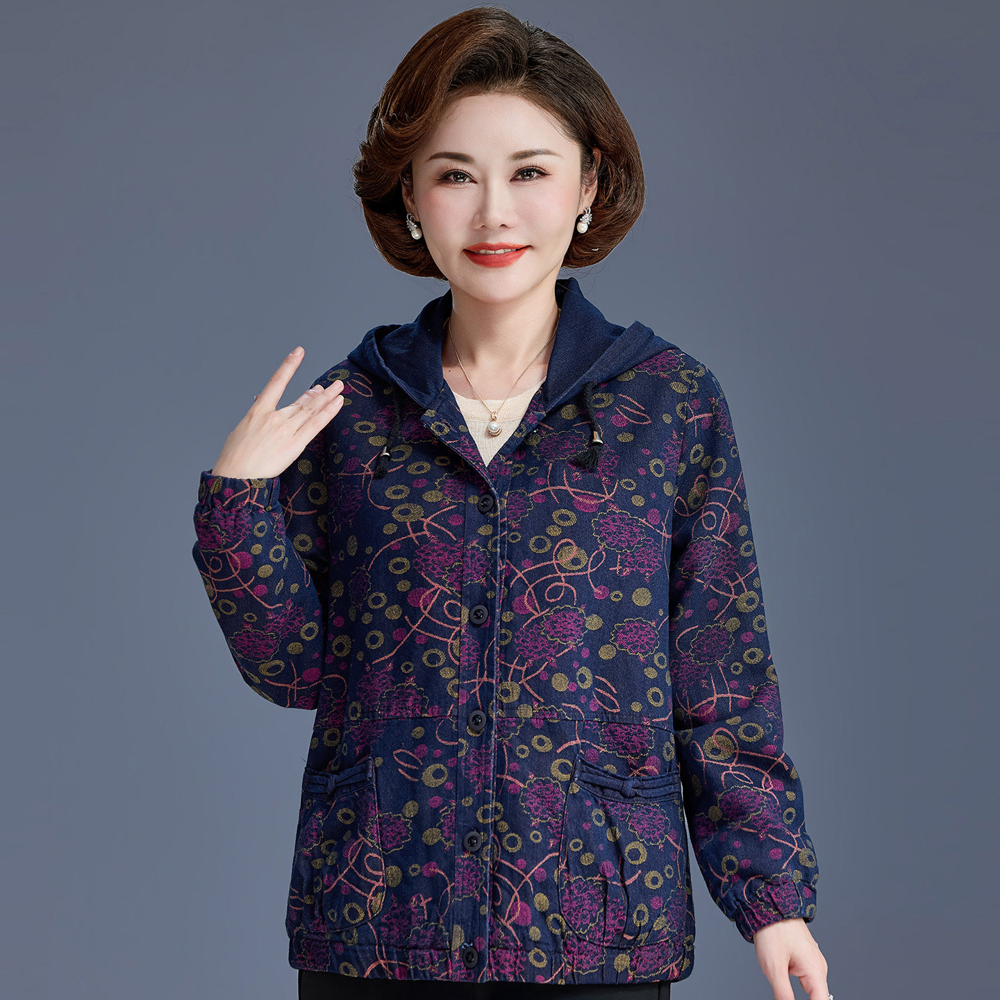 中老年女休闲纯棉牛仔上衣秋外套