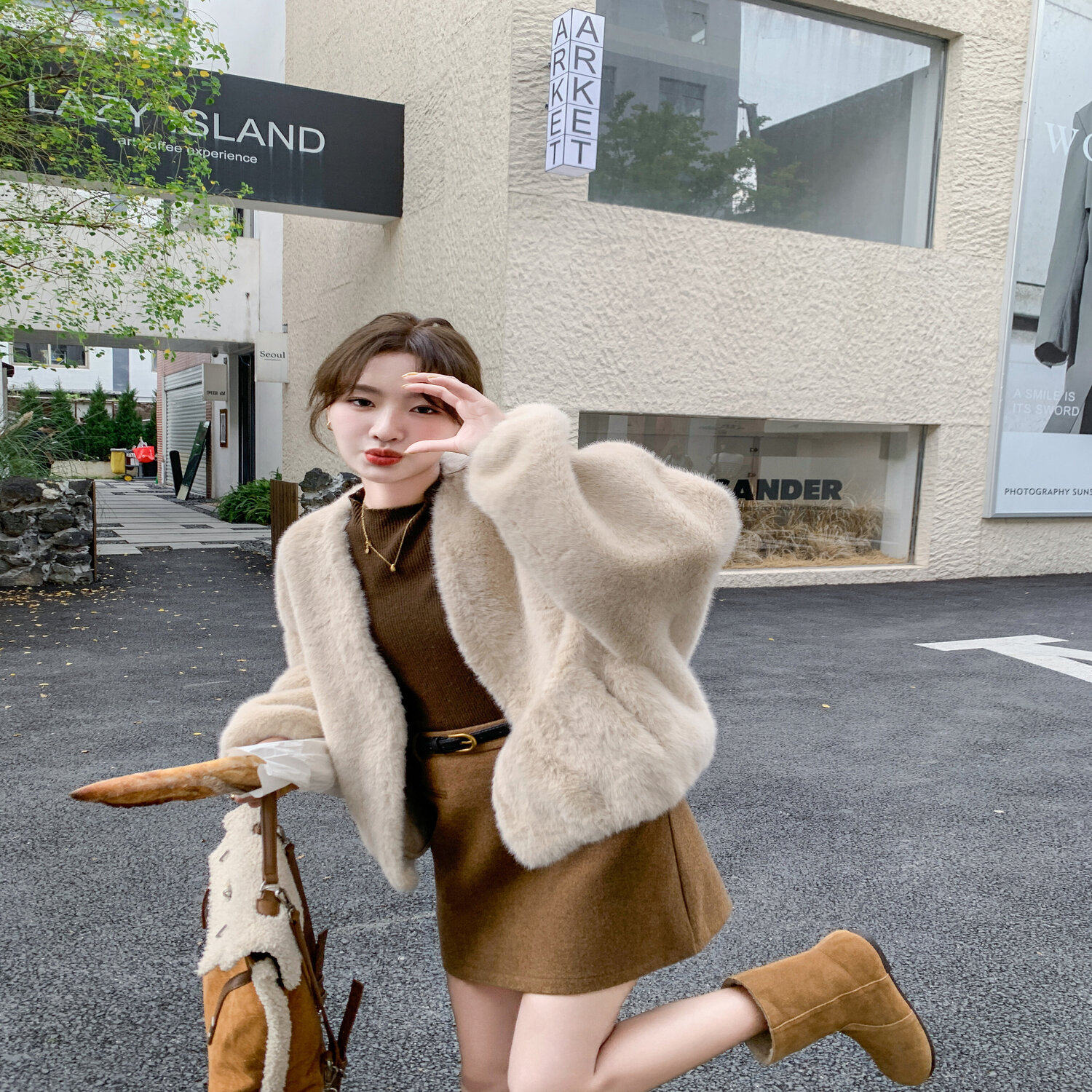 冬季环保新款上市其他年轻优质羊羔精品千金女装女士皮草宽松型