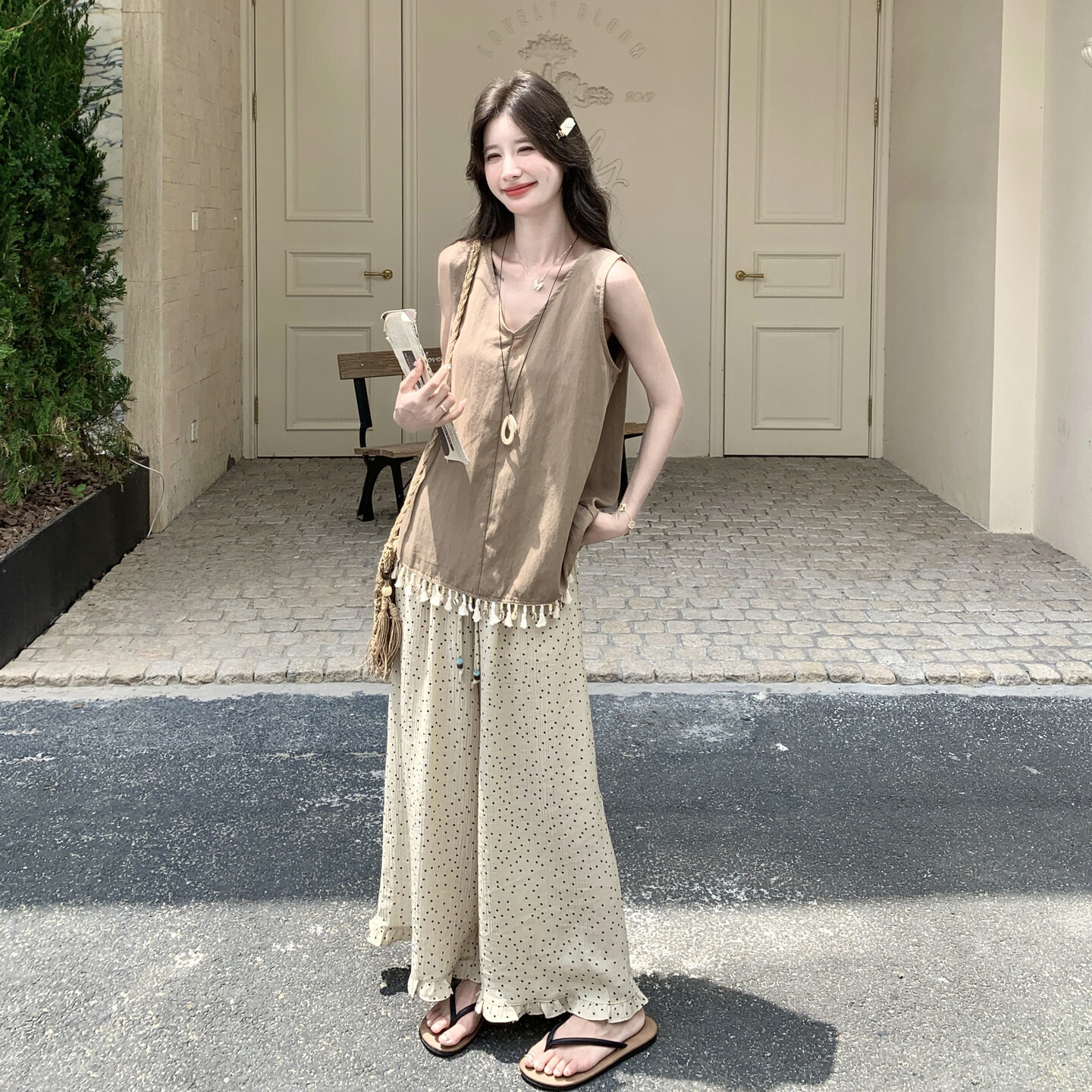 慵懒新款上市秋季风波点阔腿裤套装流苏无袖上衣度假女夏季两件套