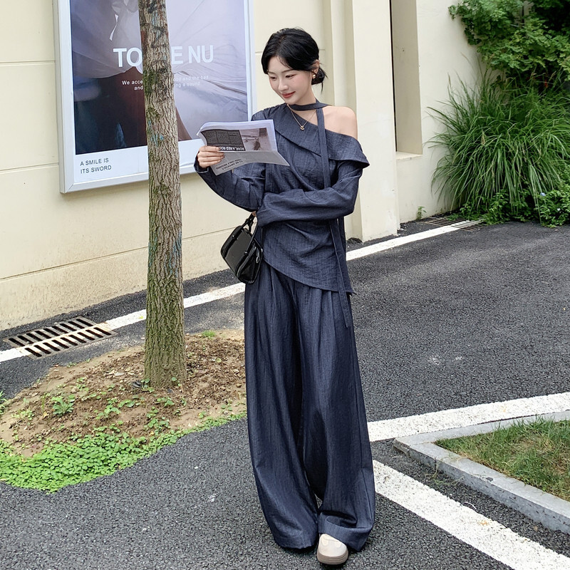 气质优质飘带露肩上衣休闲裤套装女秋新款大方得体流行超火两件套