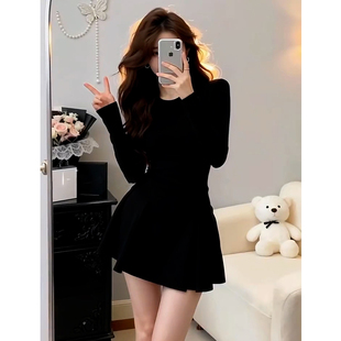 法式赫本风黑色长袖连衣裙女秋冬2025新款小个子收腰显瘦a字短裙